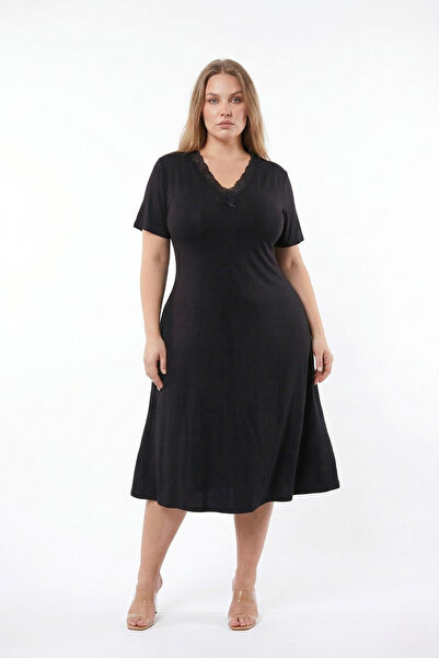 Talvien Bambu Kumaş Dantel Yaka Detaylı Battal Beden Kloş Elbise