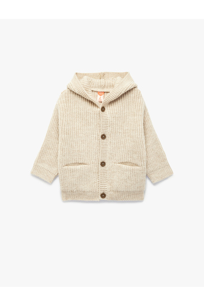 Koton Cardigan tricotat cu glugă - Detaliu nasturi și suport pentru buzunar