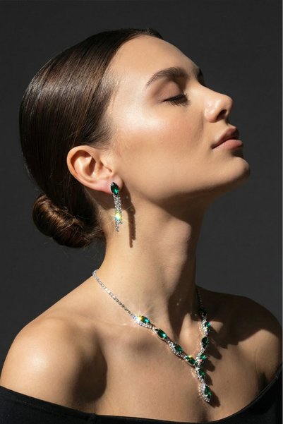 Valmont Accessories Green Shuttle Stone Waterway Necklace Earrings Jewelry Set - Wedding, Henna, Engagement Bridal Jewelry Set
