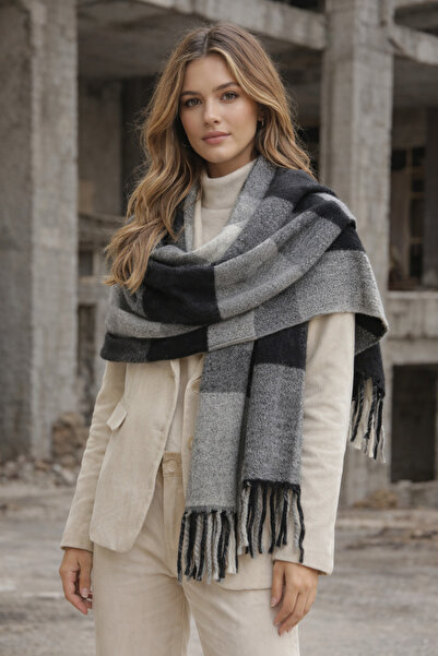 Gül İpek Moda Kadın Kışlık Şal Atkı Yumuşak Dokulu Püskülü Siyah Beyaz