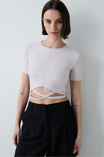 Penti Pastel Pink Crop T-Shirt with Cross Detail on the Front