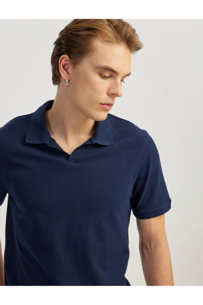 Koton Tricou polo cu mânecă scurtă din țesătură din bumbac piqué, cu decolteu...