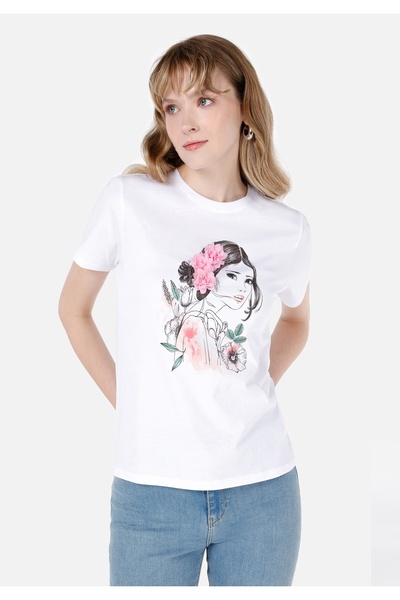 Colin's تيشيرت نسائي أبيض بأكمام قصيرة