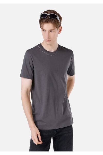 Colin's Tricou cu mânecă scurtă pentru bărbați, cu croială normală, cu decolt...