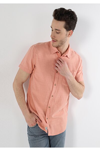 Colin's قميص رجالي برتقالي بأكمام قصيرة - مقاس عادي وجيوب