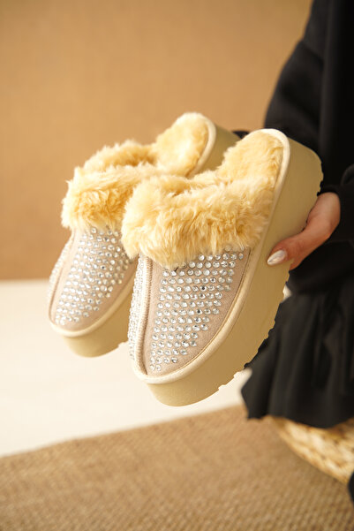 Capone Outfitters Papuci de damă Furry Closed Toe Stone