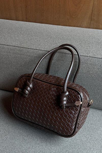 Mckanzie Sap Uçları Düğümlü Sıkmalı Örgü Model Kutu Çanta