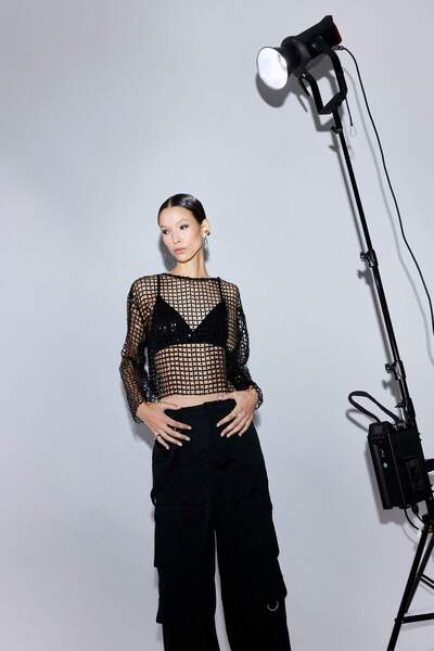 DeFacto Overshirt Fit Crew Neck Sequined Fabric Long Sleeve Blouse G4444Ax25Au