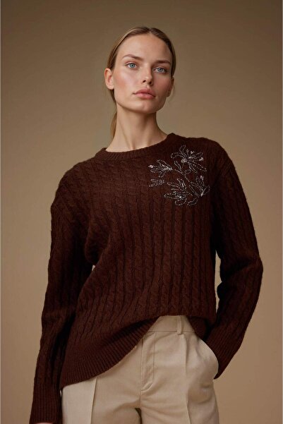 DeFacto Regular Fit Crew Neck Embroidered Knit Sweater G3054Ax25Au