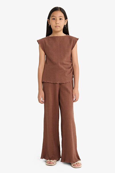 DeFacto Комплект от 2 части: блуза без ръкави с бродерия и панталони с широки...