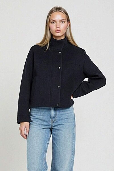 DeFacto Κοντό παλτό με κασμίρ και κουμπιά κανονικής εφαρμογής E8661AX25AU