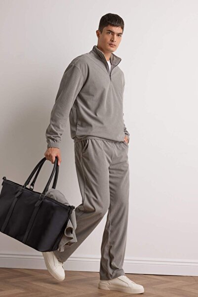 DeFacto بنطلون مخملي واسع الساق مع جيوب E9434AX25AU