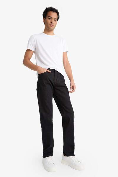 DeFacto Sergio Regular Fit Normal Kalıp Normal Bel Boru Paça Jean Pantolon F4...