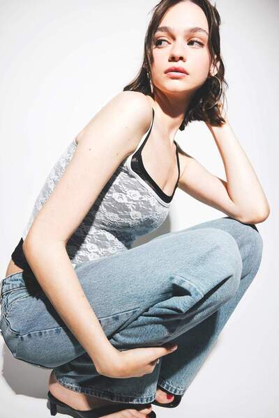 DeFacto Приталений спортивний топ Dantel F7825AX25AU