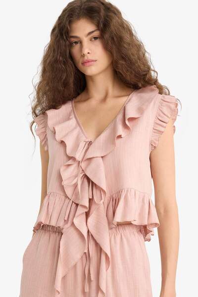 DeFacto Regular Fit Teksturirano bluza bez rukava sa volanima F4628AX25HS