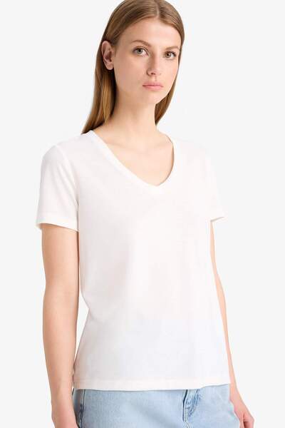 DeFacto Regular Fit V-Neck Basic Plain Short Sleeve T-Shirt F4214Axns