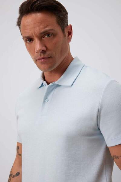 DeFacto Μπλουζάκι με κοντό μανίκι με κανονική εφαρμογή με λαιμόκοψη πόλο με υ...