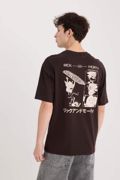 DeFacto %100 Pamuk Rick and Morty Boxy Fit Bisiklet Yaka Sırt Baskılı Kısa Ko...