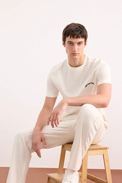 DeFacto 100% Cotton Regular Fit Crew Neck Short Sleeve Textured Printed Jacqu...