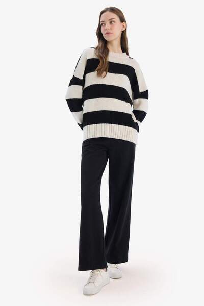 DeFacto Wide Leg Standart Boy Basic Düz  Geniş Bol Paça Eşofman Altı E7952AX25SP