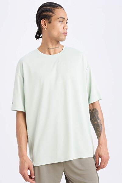 DeFacto Спортистска тениска с кръгло деколте с квадратни изрези - щампа с так...