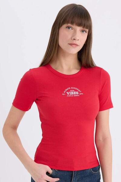 DeFacto Fitted Bisiklet Yaka Baskılı Fitilli Kaşkorse Kısa Kollu Tişört E5069...