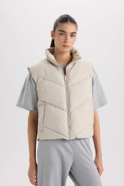 DeFacto Vestă pufă matlasată cu guler în picioare, cu buzunare cu fermoar - R...