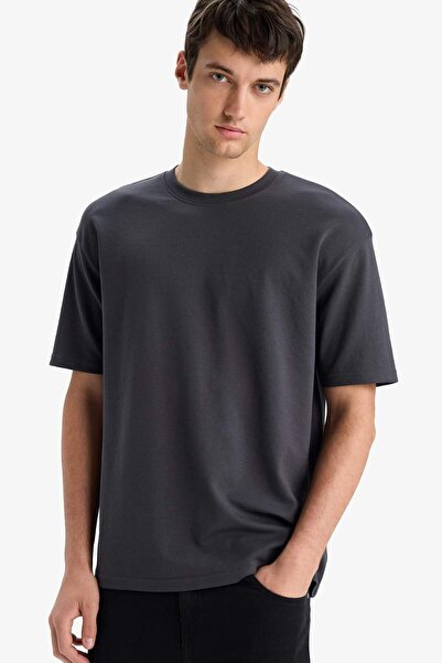 DeFacto Oversize Wide Fit No-Iron Crew Neck Short Sleeve Basic Plain Heavy Fa...