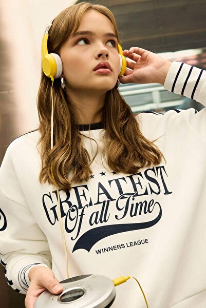 DeFacto سويت شيرت مطبوع برقبة دائرية كبيرة الحجم - سميك ورائع D5957ax24wn