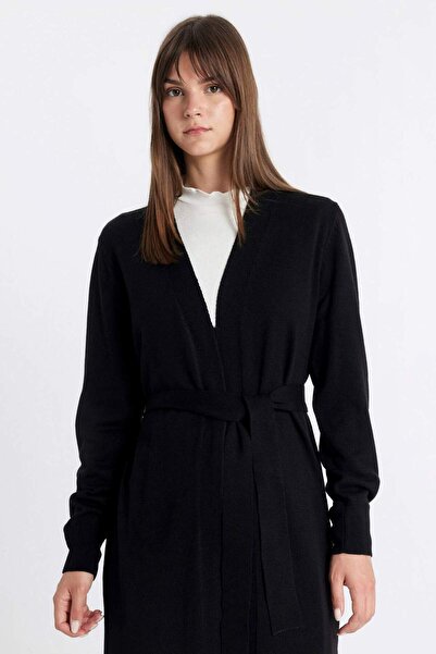 DeFacto Základní dlouhý úplet Regular Fit s hladkým páskem Černý cardigan Z90...