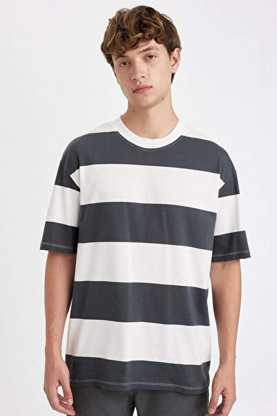 DeFacto 100 % Baumwolle, Boxy Fit, gestreiftes Kurzarm-T-Shirt mit Rundhalsau...