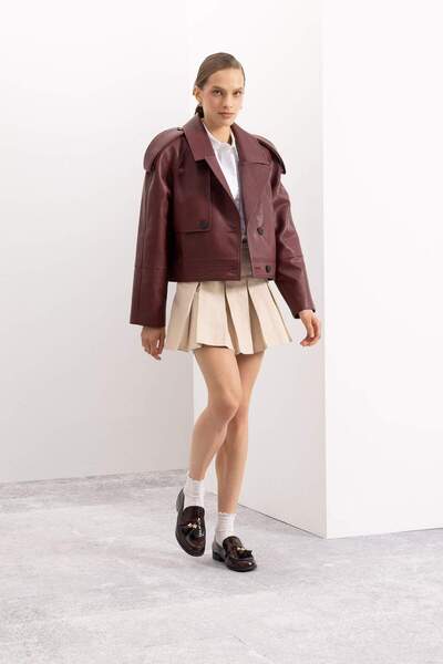 DeFacto Μίνι φούστα με πλισέ κανονική μέση βασική απλή γαμπαρντίνα D5265AX24AU