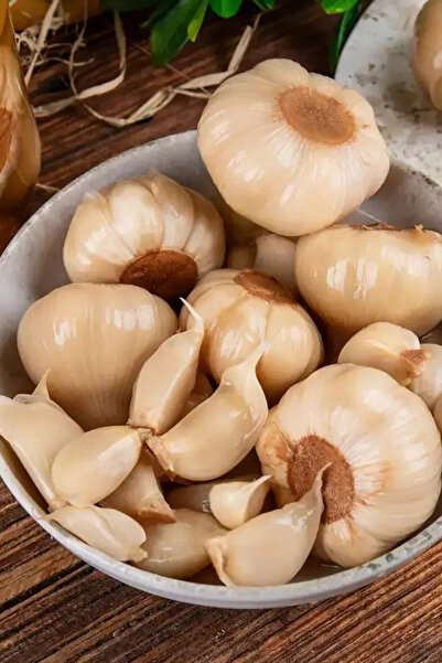 Bahçem Antep Usulü Baş Sarımsak Turşusu 1750 cc Bidon