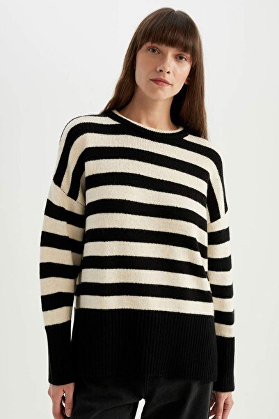 DeFacto Oversized Wide Fit Crew Neck Slit Striped Knitwear Sweater C9054Ax24Wn