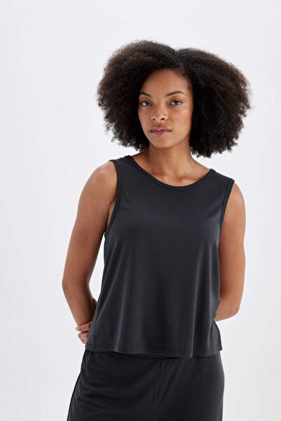 DeFacto Standard Fit Crew Neck Modal Sports Athlete T-Shirt C0495Ax24Sm