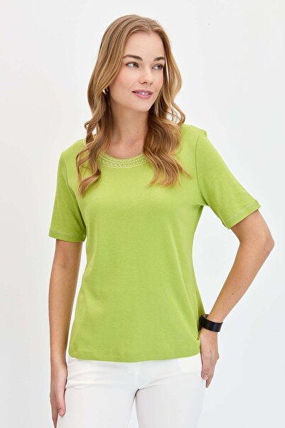 Desen Triko Γυναικείο μπλουζάκι με κέντημα με γιακά O Neck F.Green