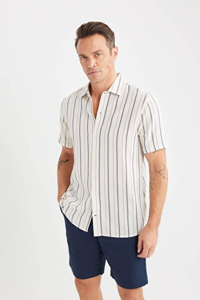 DeFacto Regular Fit Yazlık Polo Yaka Çizgili Pamuklu Kısa Kollu Gömlek C8315A...