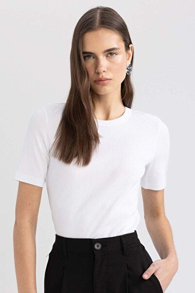 DeFacto Slim Fit přiléhavé tričko s kulovým výstřihem a krátkým rukávem C0097...