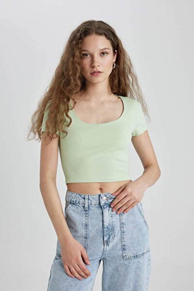 DeFacto Εφαρμοσμένο μπλουζάκι με λαιμόκοψη σε U Basic μονόχρωμο κοντό μανίκι ...