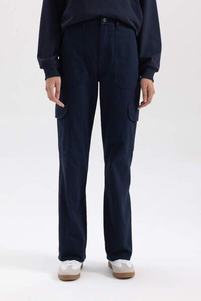 DeFacto جيب جانبي كبير قطعة من السراويل واسعة الأرجل قماش غبردين B1259AX23AU