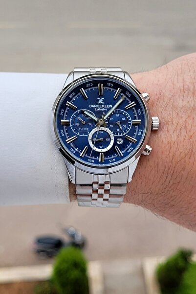 Daniel Klein Dial in Navy Blue, Strap in Metallic Color, 2 Years Warranty, 43...