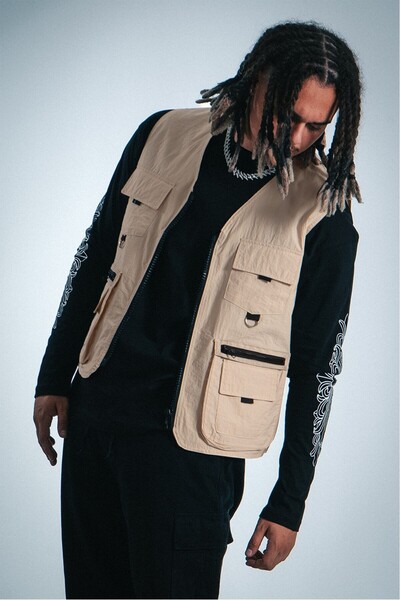 UKHWD SUPPLY سترة رجالية باللون البيج متعددة الجيوب