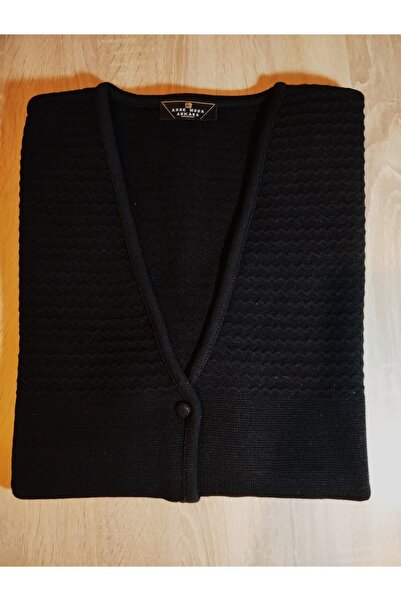 anne moda ankara Super Quality, Large Size, 30% Off, Wool Pieces, V-Neck, But...