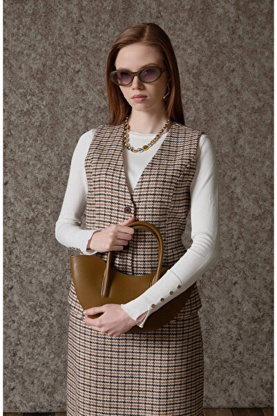 Fatma Atasoy Kazayağı Yelek Etek Takım Sütlü Kahve