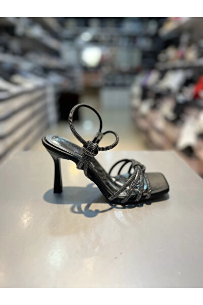 Alphus Pantofi cu toc elegant Kriste Bell cu bandă de piatră