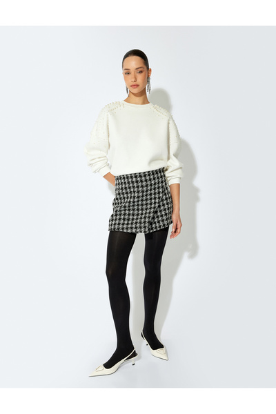 Koton Φούτερ με μακρυμάνικο λαιμόκοψη με μαργαριταρένια λεπτομέρεια, άνετη εφ...