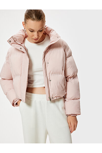 Koton Kısa Şişme Mont Dik Yaka Fermuarlı Cepli Rahat Kalıp