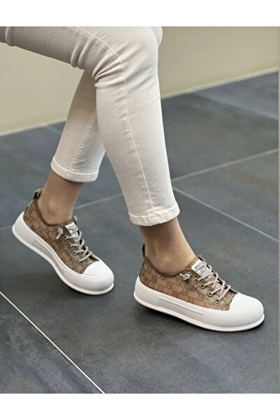 Guja أحذية رياضية مسطحة