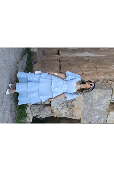 bytugcekaya Rochie albastră cu mâneci cu balon, cu centură