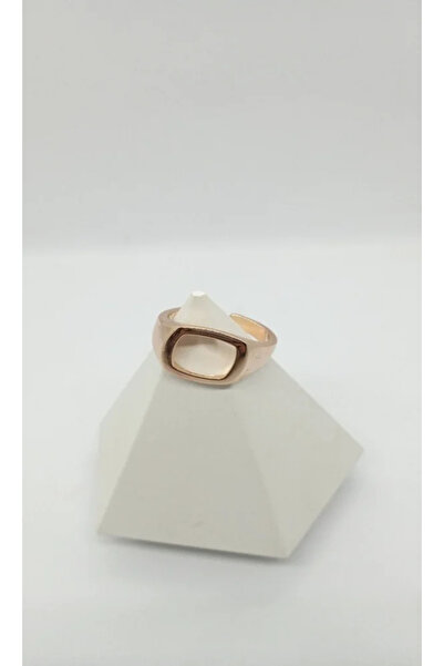 ndjewelry خاتم ذهبي مربع ناعم